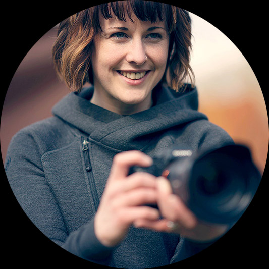 Aimee spinks advertising photographer image - circle crop on black bg